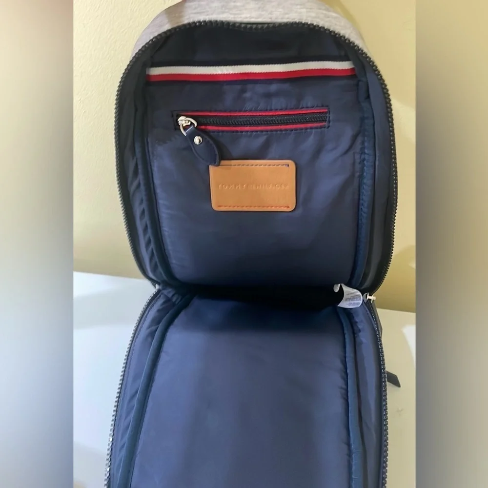 Tommy Hilfiger discover sleek